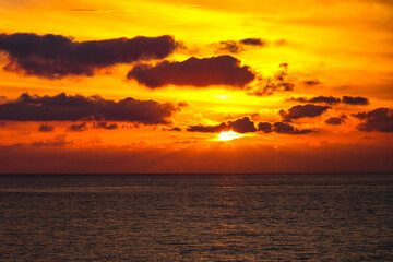 Sonnenuntergang über dem Ozean