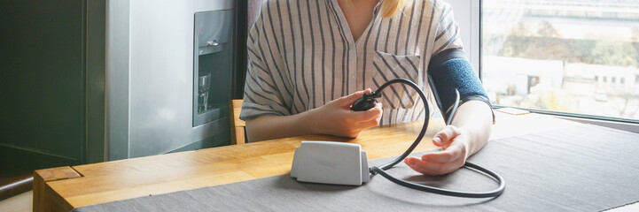 Online Medical insurance. telemedicine, telehealth,patient enters into a contract policy for medical care online, remotely. Medicine online in coronavirus covid 19, lockdown, quarantine.vaccination