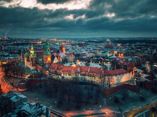 Fototapeta premium Kraków Wawel - the city comes to life