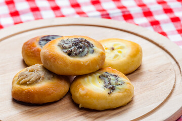 pies stuffed with poppy, curd and nuts
