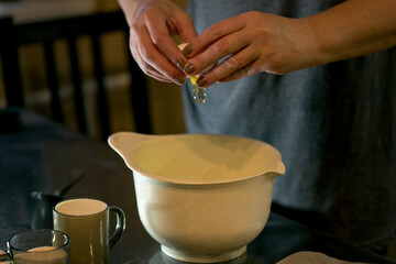 the process of making homemade cupcake