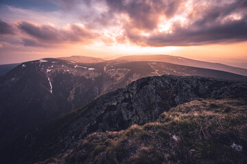 Obraz na płótnie Canvas Sunset from the highest Czech mountain Snezka