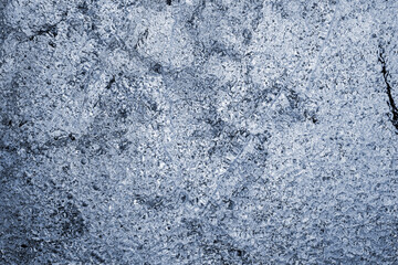 Winter ist bei Frost die Zeit gefrorene Kunstwerke der Natur zu entdecken und im Bild festzuhalten.  Eiskristalle, gefrorene Pfützen bis zu Raureif bieten fast unzählige, faszinierende Motive.