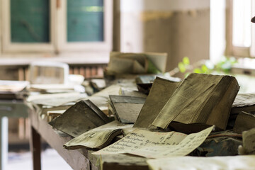 A picture of an abandoned logbook