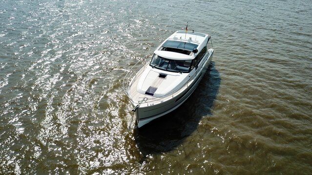 Sportboot Jeanneau NC 14