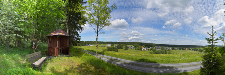 Fototapeta na wymiar Panorama Landschaft bei Siegmundsburg / Thüringer Wald
