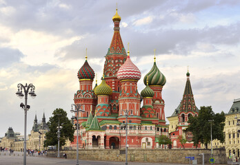 Fototapeta na wymiar St. Basil's Cathedral. UNESCO monument, Russian medieval architecture