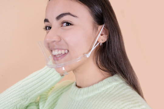 Deaf And Mute Woman, Medical Mask, Transparent For Lip Reading