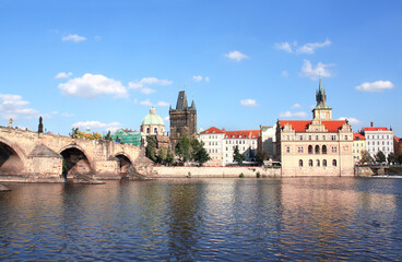 Fototapeta na wymiar Charles Bridge (Karluv Most) and Vltava river, Prague, Czech Republic