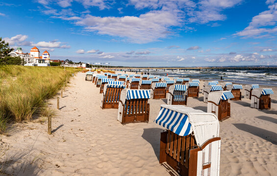 Germany, Mecklenburg-Vorpommern, Binz, Hooded beach chairs on sandy beach of Rugen island