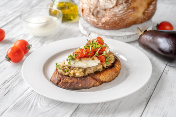 Sandwich with baked eggplant