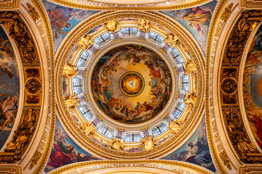 Saint Isaac's Cathedral - Saint Petersburg, Russia