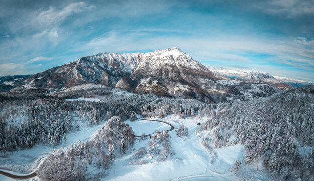 Panorama Invernale sul Becco di FIladonna