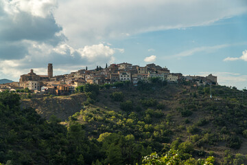 Fototapeta na wymiar Views of the city of Gratallops, in Priorat (Catalonia, Spain).