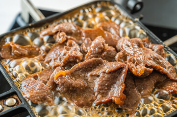 焼き上がったジンギスカン