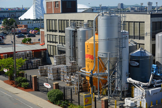 Harpoon Brewery Is An American Brewery Based In 306 Northern Avenue In Seaport District Of Boston, Massachusetts MA, USA. 