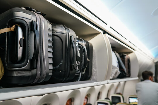 Overhead locker size outlet