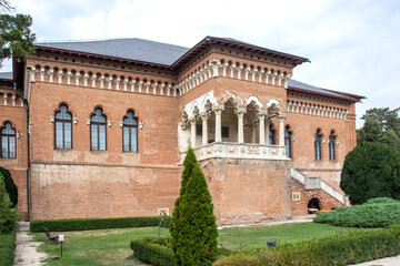 Fototapeta na wymiar Mogosoaia Palace near city of Bucharest, Romania