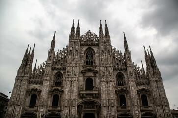 Fototapeta premium Cathédrale de Milan duomo di milano en Italie