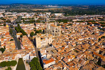 Obraz premium Panoramic aerial view of district of Narbonne with apartment buildings