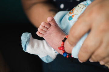 newborn baby feet