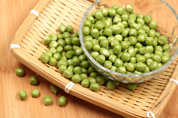 Fresh peas 
