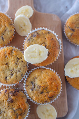 banana chocolate muffins