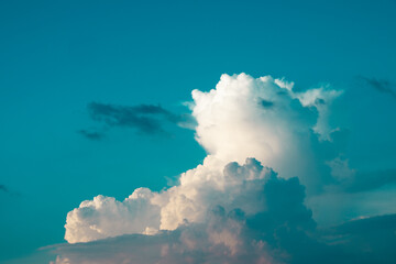 
Huge white fluffys clouds sky background with blue sky background