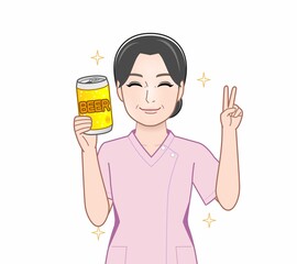 缶ビールを持った女性