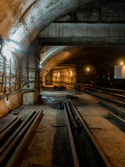 Fototapeta na wymiar subway, tunnel, rails