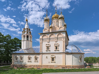 Fototapeta na wymiar Church of the Transfiguration of Christ (Spas on the Yar church) in Ryazan, Russia. The church was built in 1695.