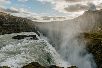 Ogromny Wodospad na Islandii - obrazy, fototapety, plakaty