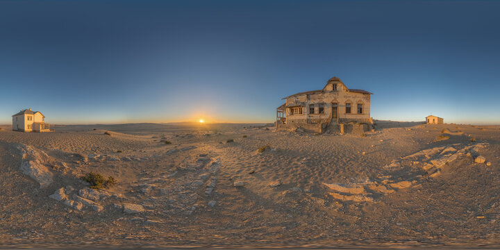 Kolmanskop Ghost Town