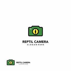 Fototapeta premium reptil camera logo design on isolated background. reptil eye with camera logo 