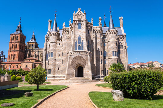 astorga, Spain. 22th august, 2021: views of gaudi palace and astorga cathedral at background, Spain