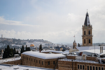 aerial view of jerusalem with snow and close up of the dome of the rock and church of holy sepulchre - obrazy, fototapety, plakaty