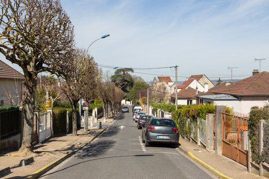 France suburbs deals