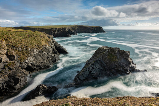 Dramatic coastal views at Porth Mear in North Cornwall, England