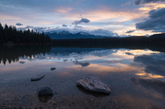 Sunset at Annette Lake, Jasper National Park, UNESCO World Heritage Site, Alberta, Canadian Rockies