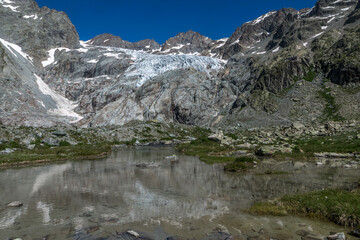 Glacier Blanc en été  , massif des Ecrins , Oisans , Hautes-Alpes , France
