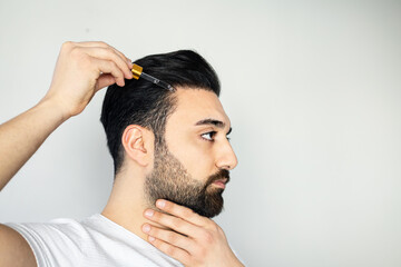 Obraz premium man, baldness, treatment, nature, hair, care, procedure, oil, dripped, scalp, face, skin, cream, bathroom, skincare, spa, clinic, apply, healthy, applying, facial, routine, self, beauty, mask, natural