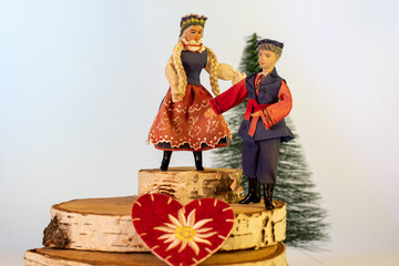 Folklore Szene Puppen Alpenland Stillleben