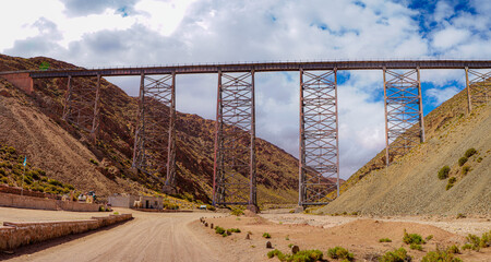 Panoramic view of the train to the clouds in La Polvorilla