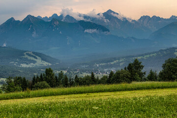 Fototapeta na wymiar Sunset with a view of the Slovak and Polish Tatra Mountains