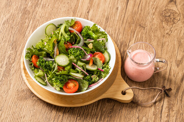 ハーブサラダ　Colorful and healthy green salad 