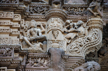 Fototapeta na wymiar Carved idols on the Vadodara Bhagol also known as the Western gate, located in Dabhoi, Gujarat, India