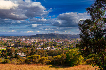 Fototapeta na wymiar Views of Santa Barbara city from the mountains