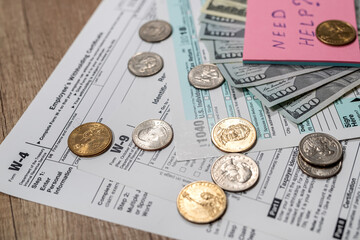 various documents of US citizens and dollars are placed on the new table.
