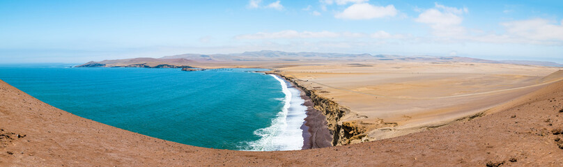 Landscape of the Paracas National Reserve in Peru - 484385865