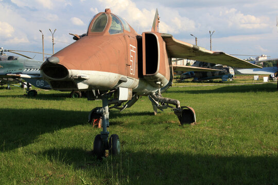 Exterior view of a Mikoyan-Gurevich MiG-27 "Flogger" ground-attack aircraft at the Zhulyany State Aviation Museum of Ukraine